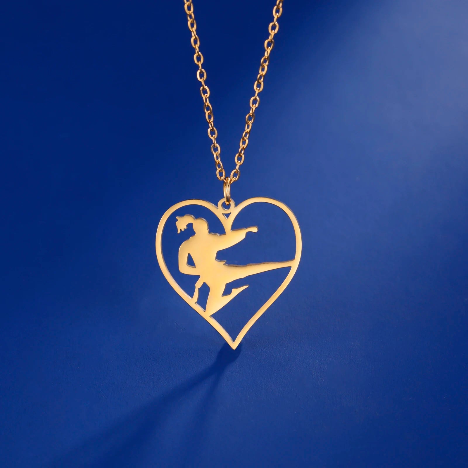 Dreamtimes Men's and Women's Sports Love Necklace 2023 New Fashion Taekwondo Kick Jewelry Accessories