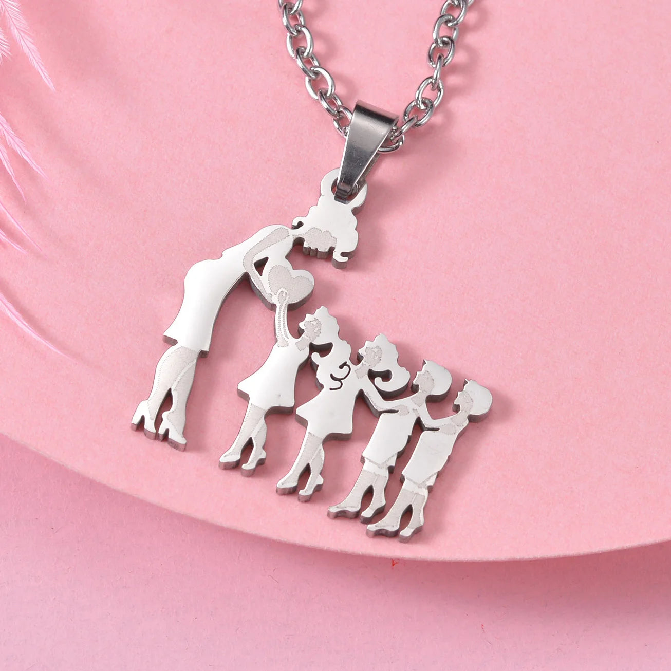 Taekwondo Kongfu Fight Figure Women Pendant Necklace Stainless Steel Karate Fight Chain Necklace Jewelry for Sportsman
